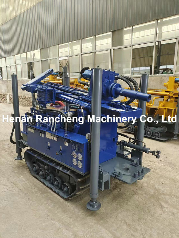 Poderosa plataforma de perforación de pozos de agua Mini Crawler de 180 m con motor YuChai de 77,3 kW para perforación de pozos