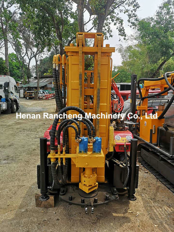 Máquina de perforación de pozos de agua hidráulica con motor diesel de 200 m de profundidad de 40 CV con vehículo de tres ruedas