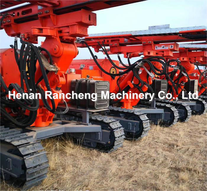 Equipo de conducción de pila solar de rampa hidráulica 88KW Motor Yuchai 20 - 100m Profundidad de perforación