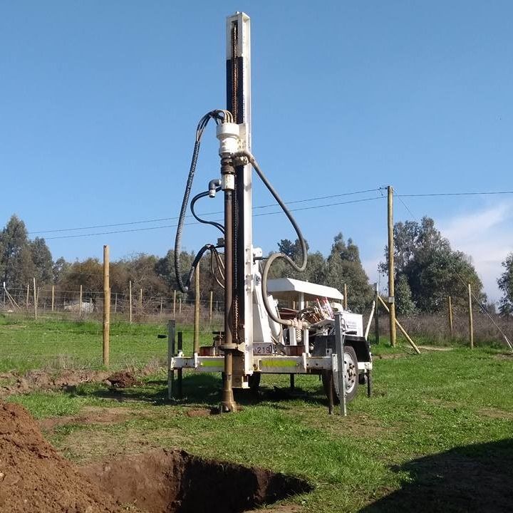 RC120W Máquina de perforación de pozos de agua pequeña Adecuada para perforación con martillo y perforación rotativa