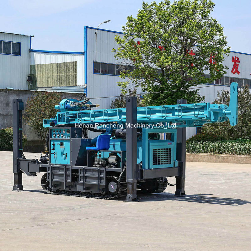 Máquina de perforación de pozos de agua de alto rendimiento montada en un rastreador 350m Profundidad 91KW Motor Yuchai En venta