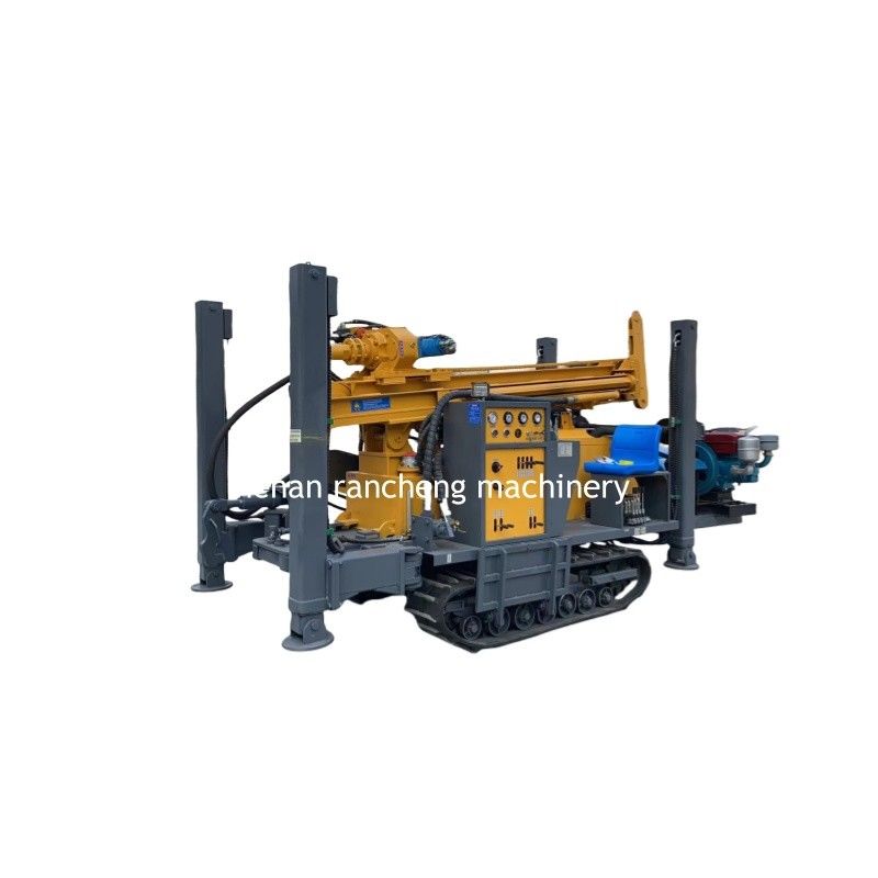 RCF200C Estación de perforación de pozos de agua hidráulica de caucho con una capacidad de elevación de 15 toneladas