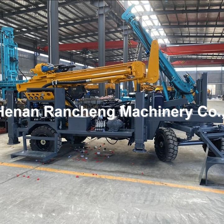 220m 65KW Quanchai Motor Rueda montada Rig de perforación de pozos de agua con fuerza de elevación de 13T