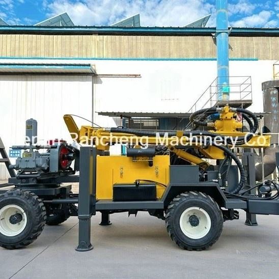 RCF220W 220m Vehículo de 4 ruedas montado Rig de perforación de pozos de agua para la venta