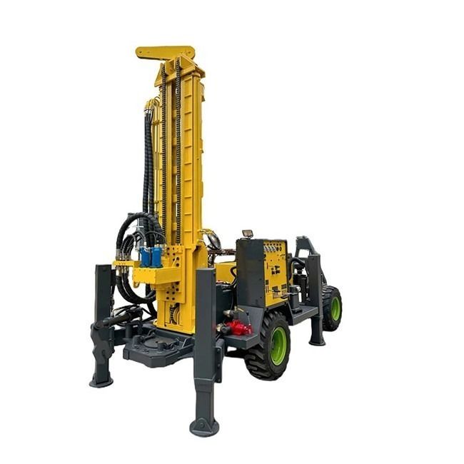 La plataforma de perforación de pozos de agua RCF220W de tipo de rueda de remolque DTH impulsada por un motor de 65 kW