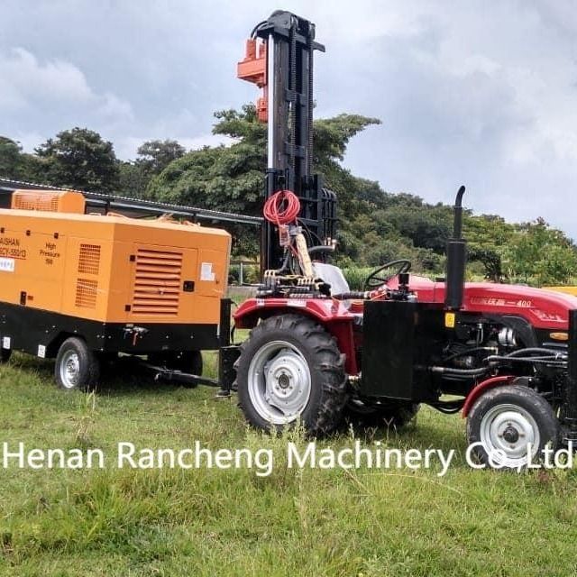 Un equipo de perforación montado en un tractor, de cuatro ruedas, de gran potencia para perforación de pozos de agua de 200/260m, 254mm.