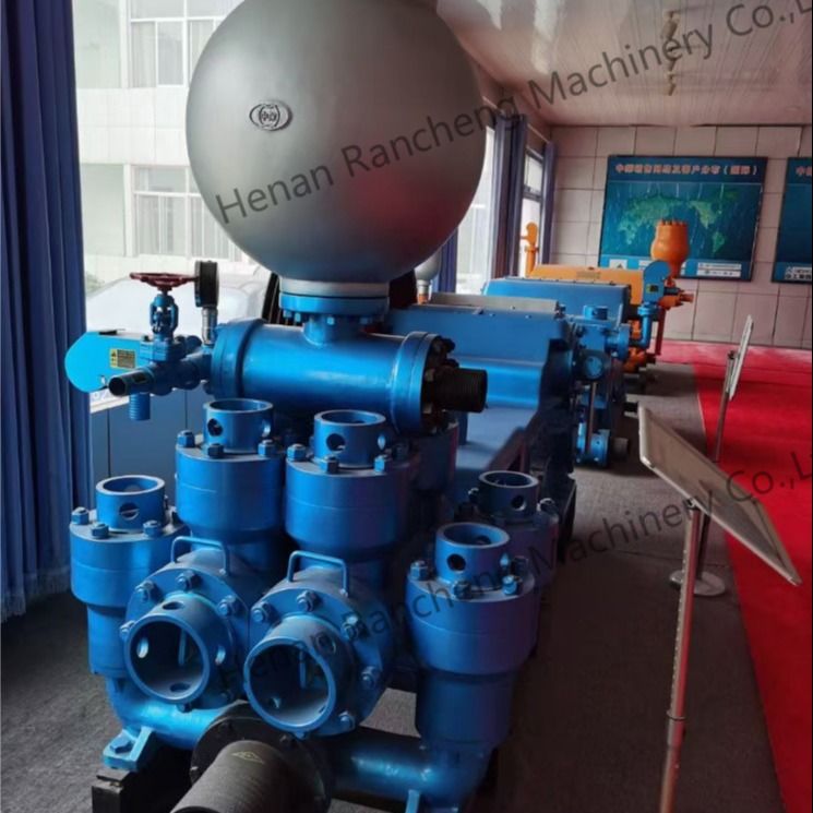 185KW de potencia 7MPa de presión máxima bomba de barro de perforación para proyectos de pozos de agua profunda de 1000m 7200kg