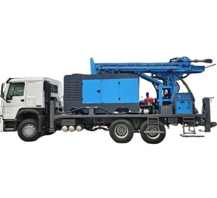 Profundidad de 450 m Rig de perforación de pozos hidráulicos Camión de carga de 266 CV Motor del vehículo