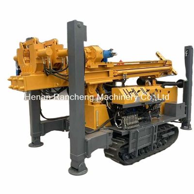 Pierna hidráulica europea 55KW Motor diesel Rastreador de perforación de pozos de agua